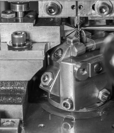Chain Machine Chain Machine